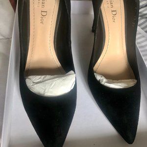 Dior Heart Suede Black Pumps - Good as new~!